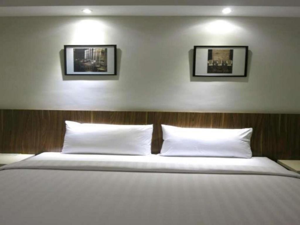 Hart Hotel Arjuna Mataram Extérieur photo