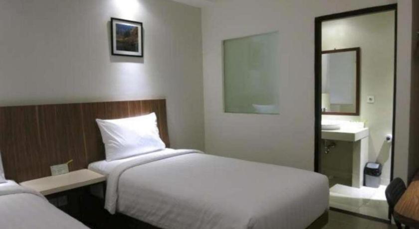 Hart Hotel Arjuna Mataram Extérieur photo