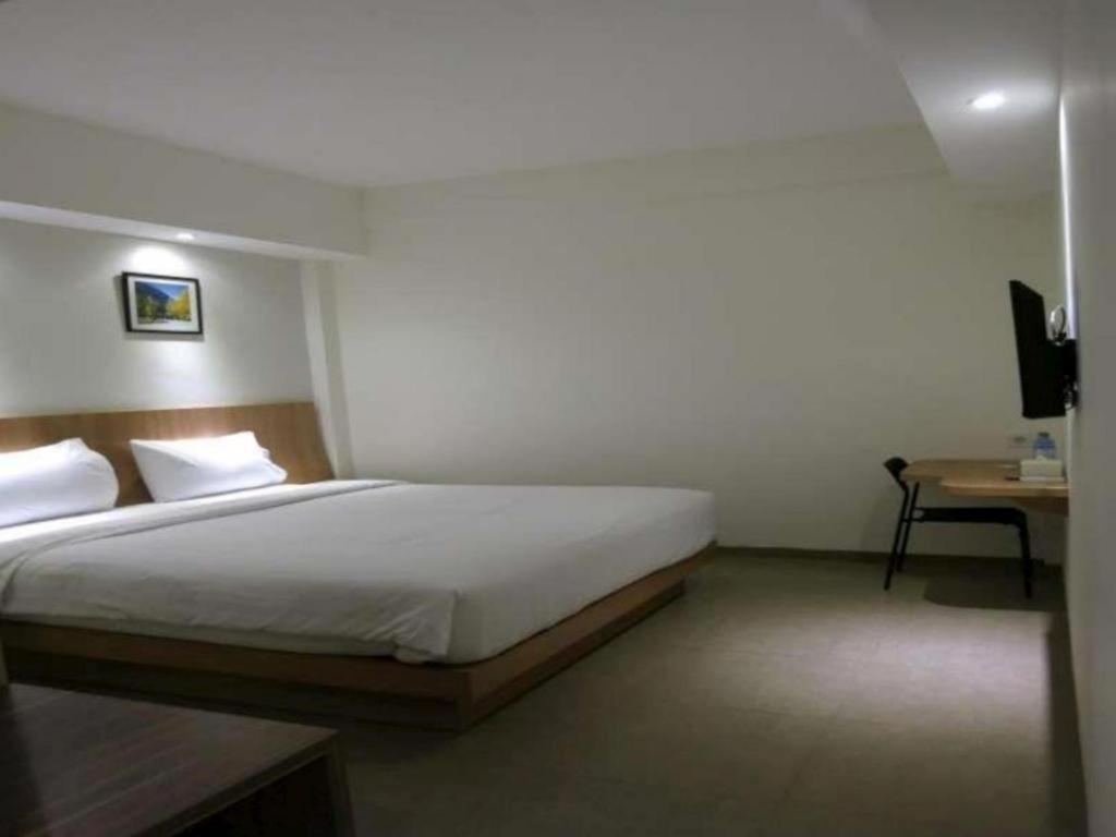 Hart Hotel Arjuna Mataram Extérieur photo