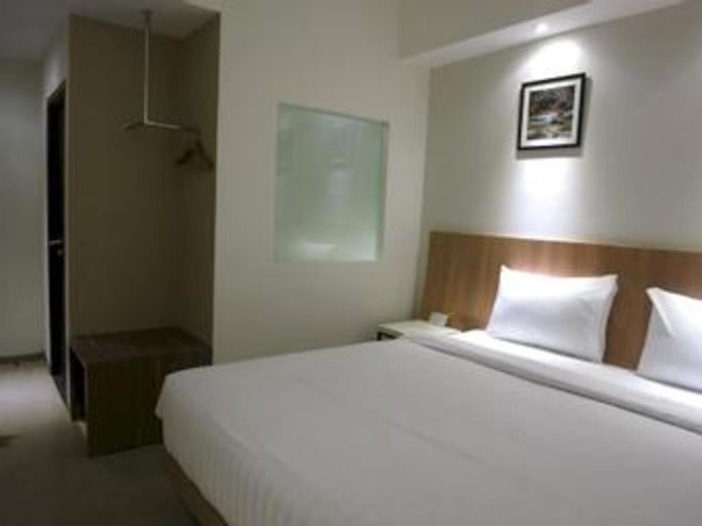Hart Hotel Arjuna Mataram Extérieur photo